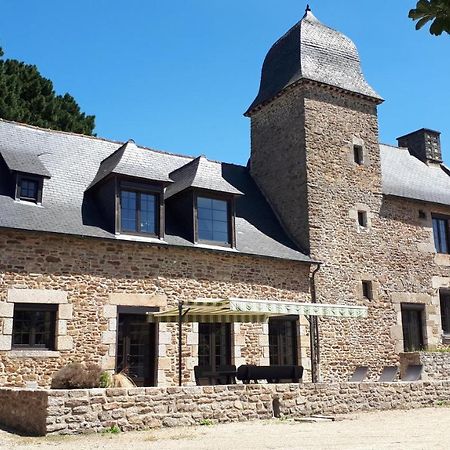 Petit Manoir Proche Dinan - Chambre D'Hotes Lanvallay Buitenkant foto